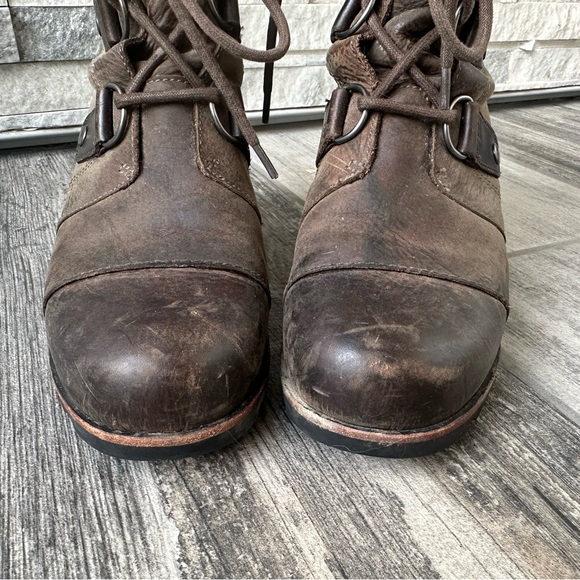 Sorel Joan of Arctic Wedge Brown Lace Up Waterproof  Winter Boots Distressed Sz7 - Picture 11 of 14
